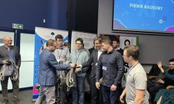 Piknik_FAKRO_foto_Stowarzyszenie-Sadecki-Elektryk